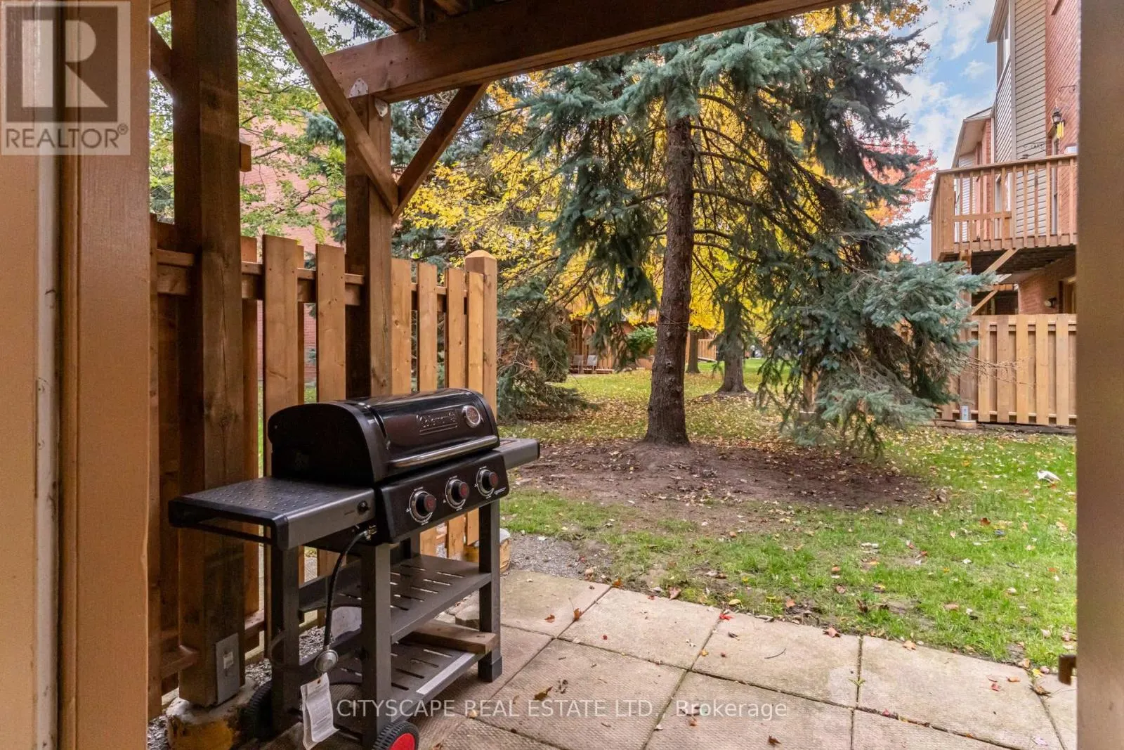 60 - 72 STONE CHURCH ROAD W