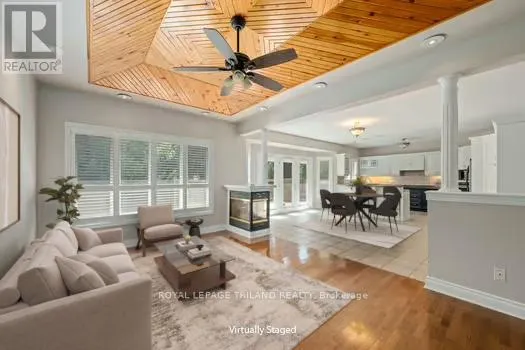 1 - 537 CRESTWOOD DRIVE, #1