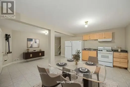 1 - 537 CRESTWOOD DRIVE, #1