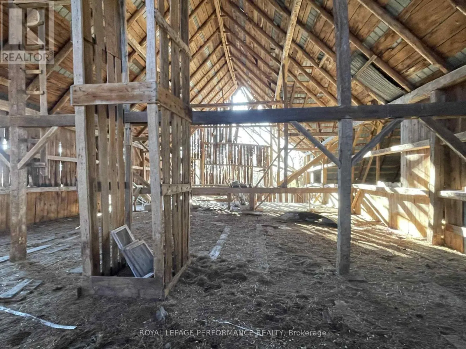 15240 CONCESSION 6-7 ROAD