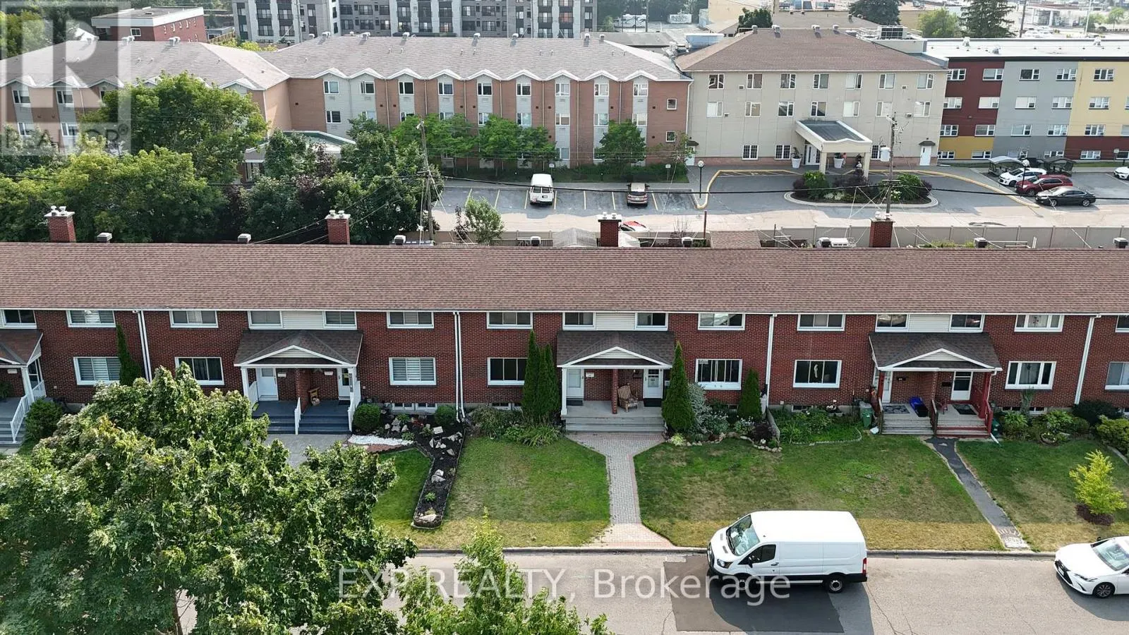 646 BORTHWICK AVENUE