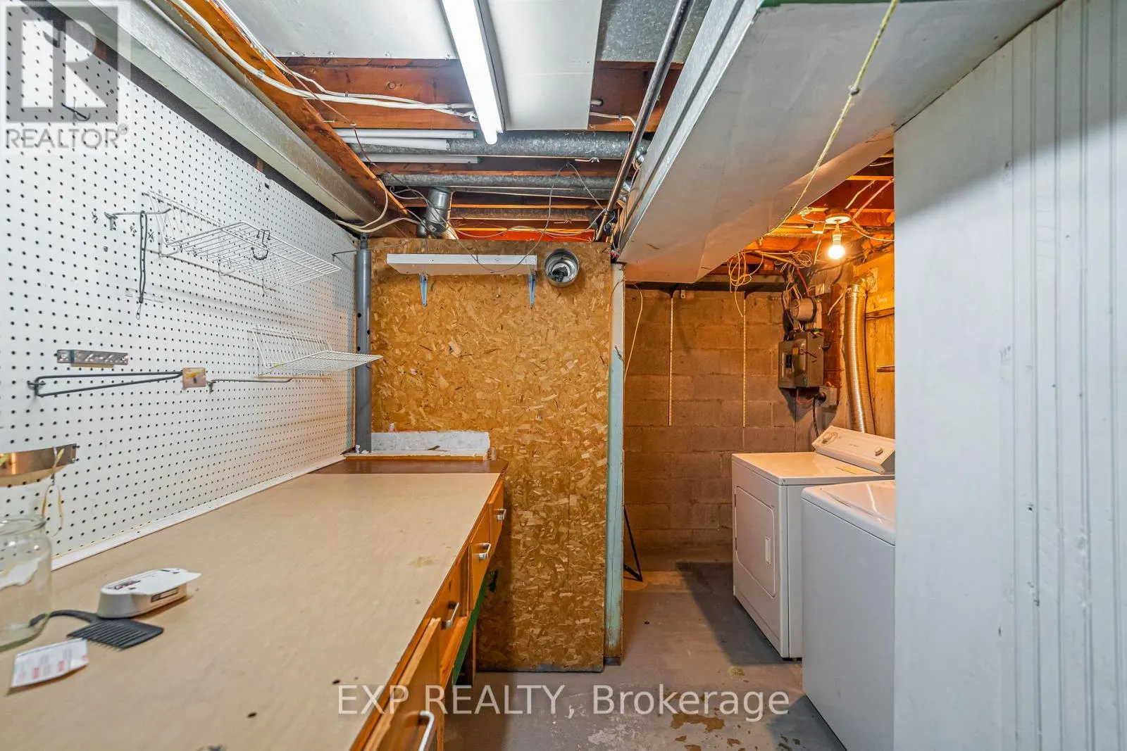 646 BORTHWICK AVENUE