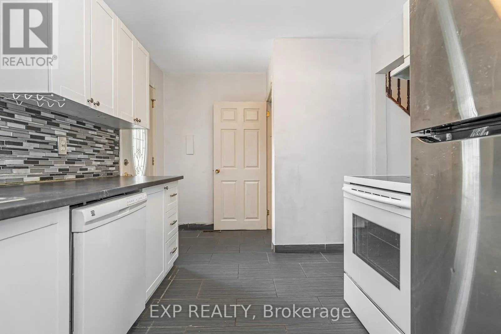 646 BORTHWICK AVENUE