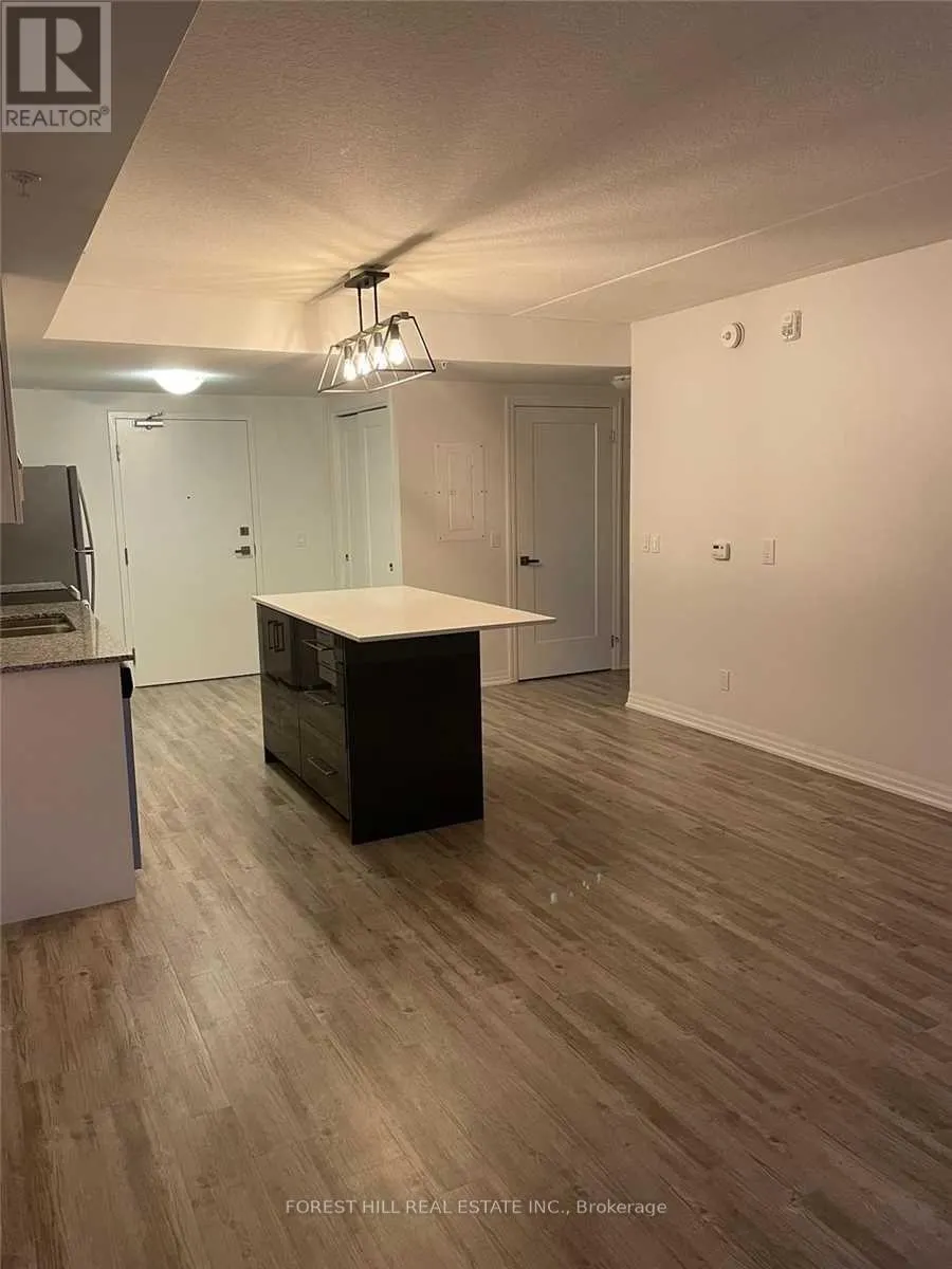 110 - 104 SUMMIT RIDGE DRIVE