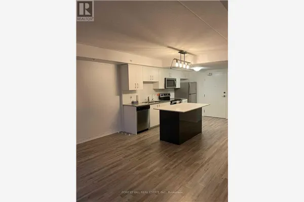 110 - 104 SUMMIT RIDGE DRIVE