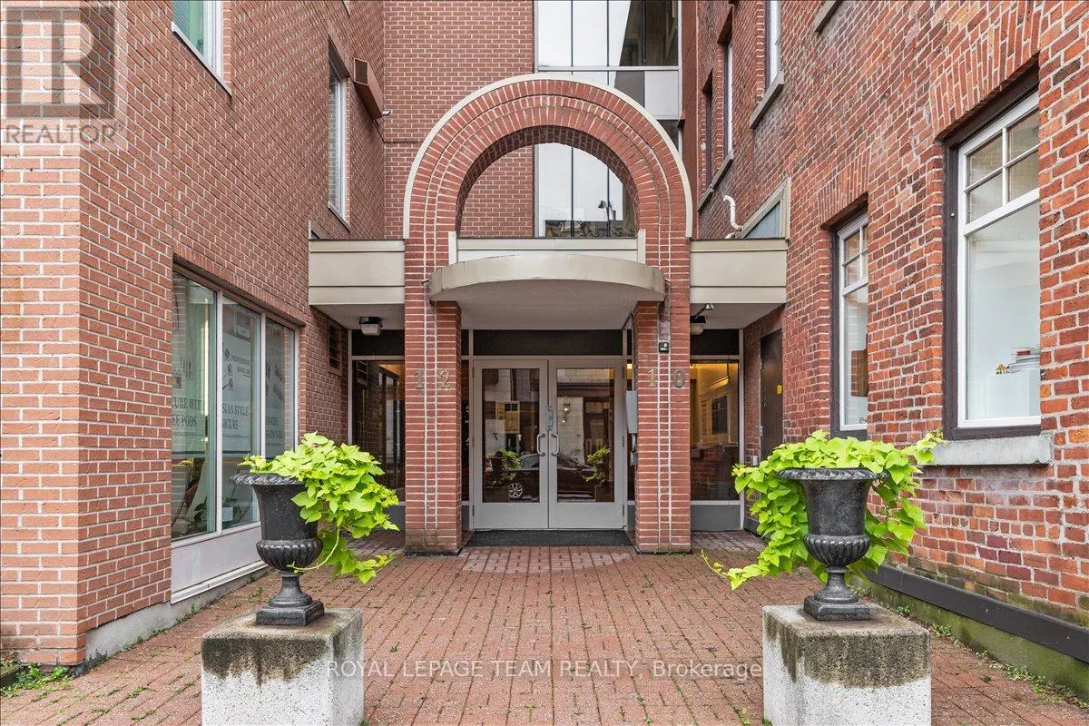 5 - 10 CLARENCE STREET