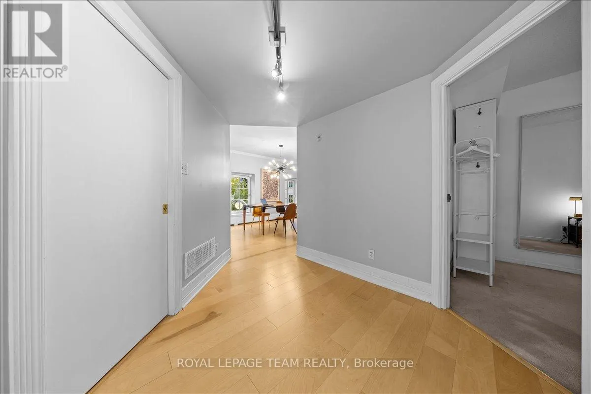 5 - 10 CLARENCE STREET