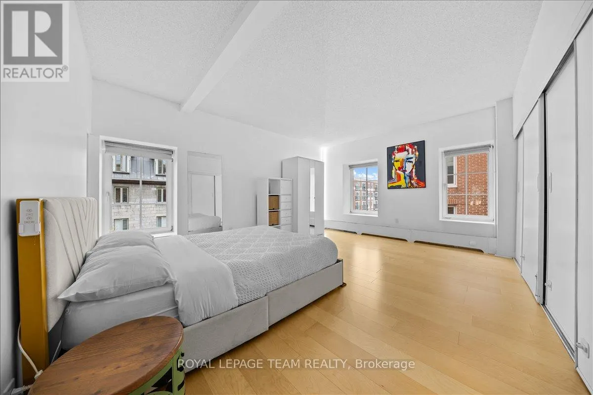 5 - 10 CLARENCE STREET