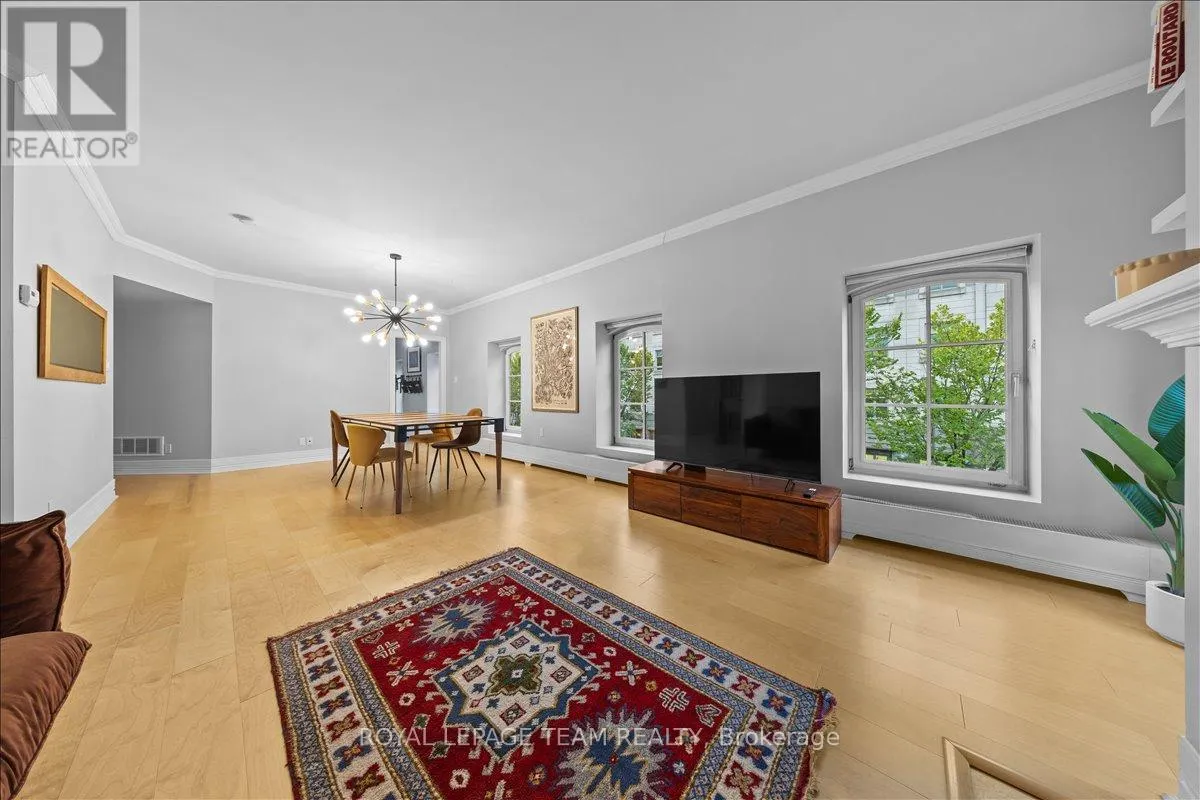 5 - 10 CLARENCE STREET