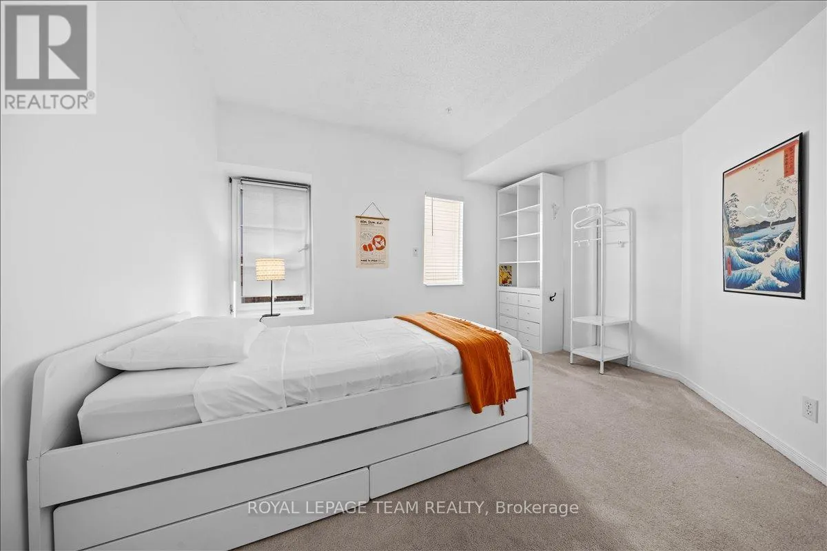 5 - 10 CLARENCE STREET