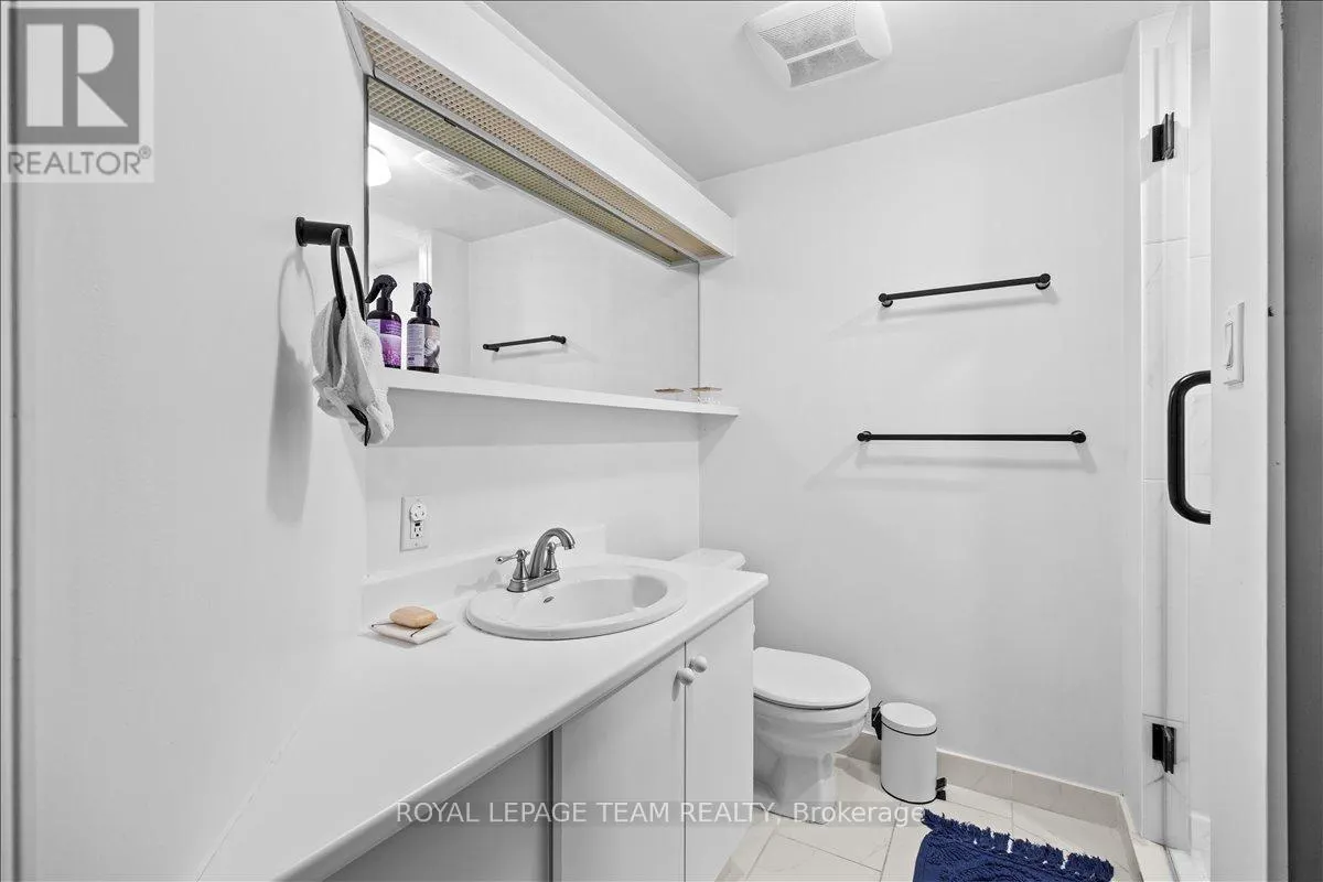 5 - 10 CLARENCE STREET