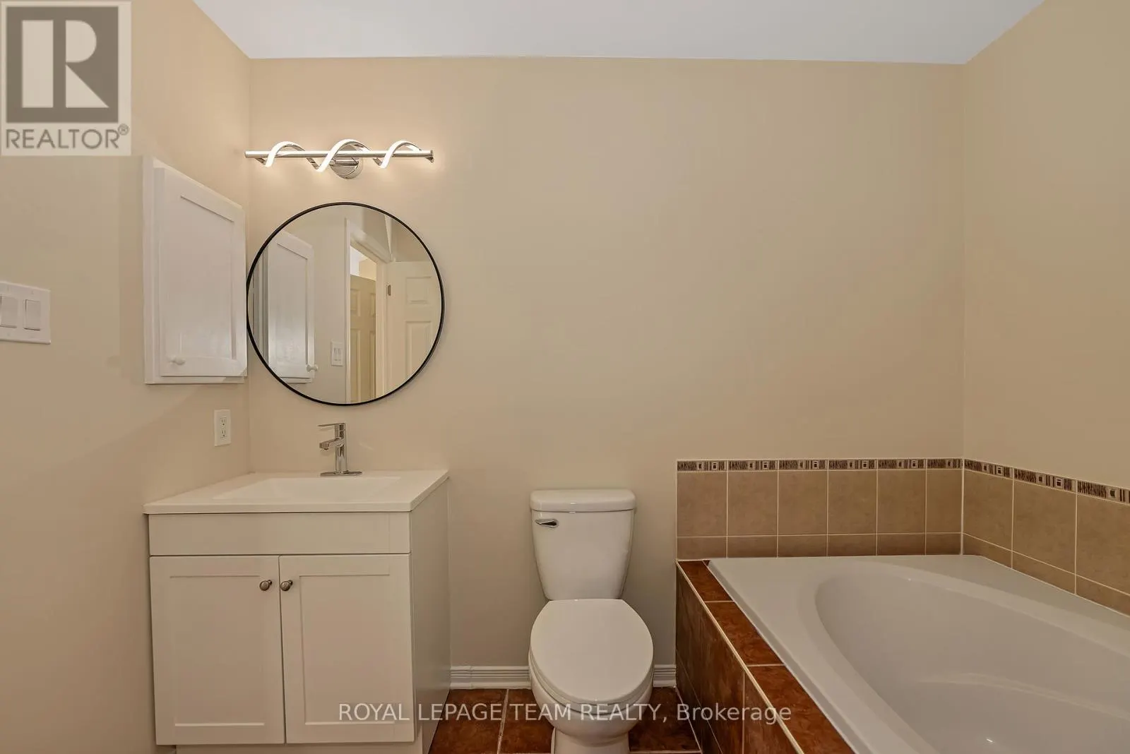 229 - 90 EDENVALE DRIVE