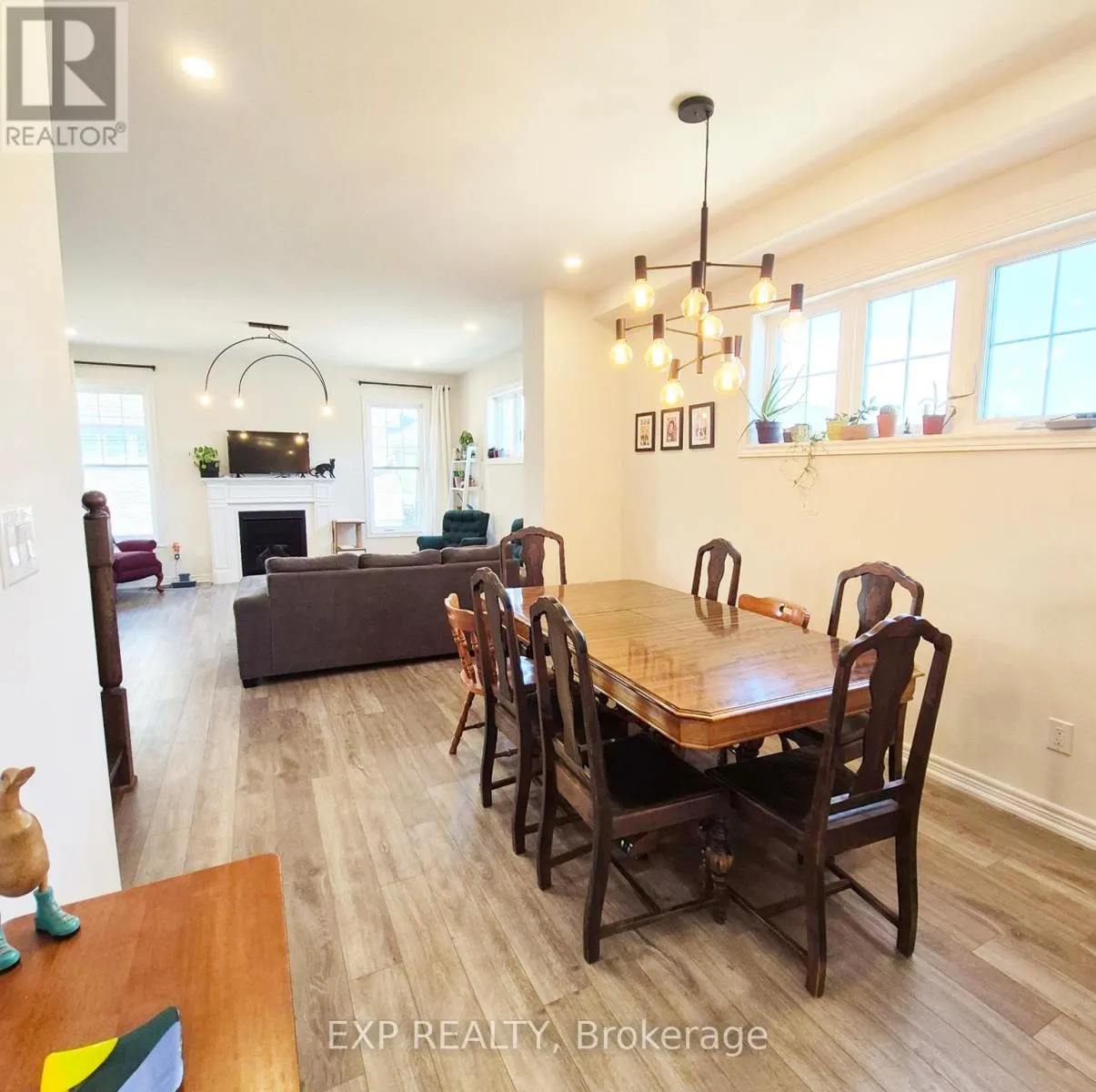 1056 RIPPINGALE TRAIL