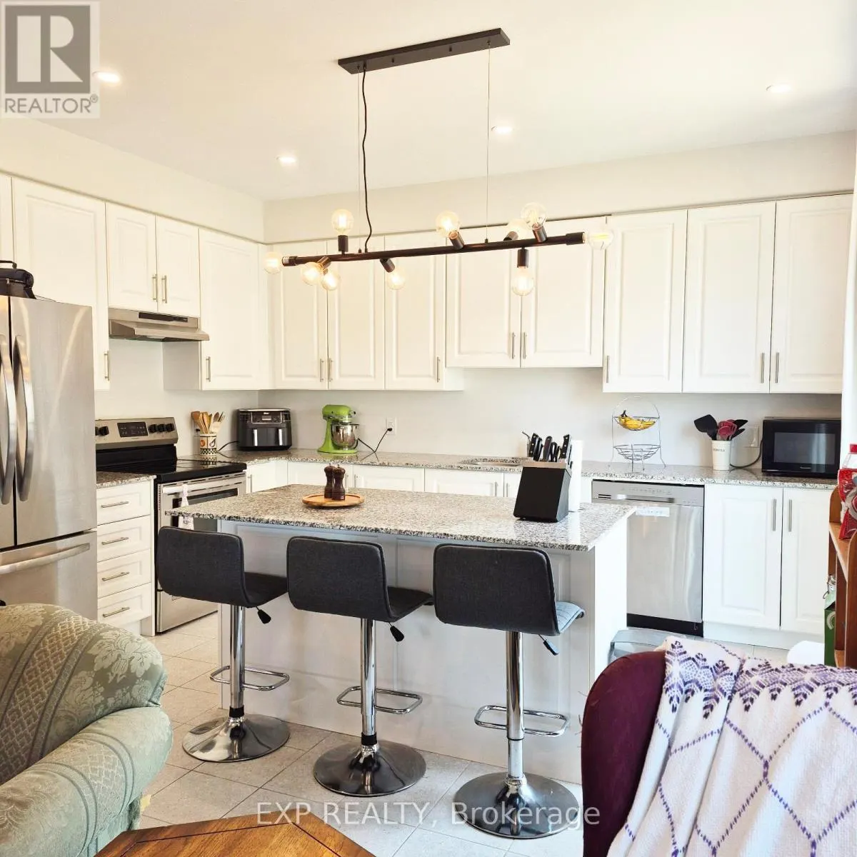 1056 RIPPINGALE TRAIL