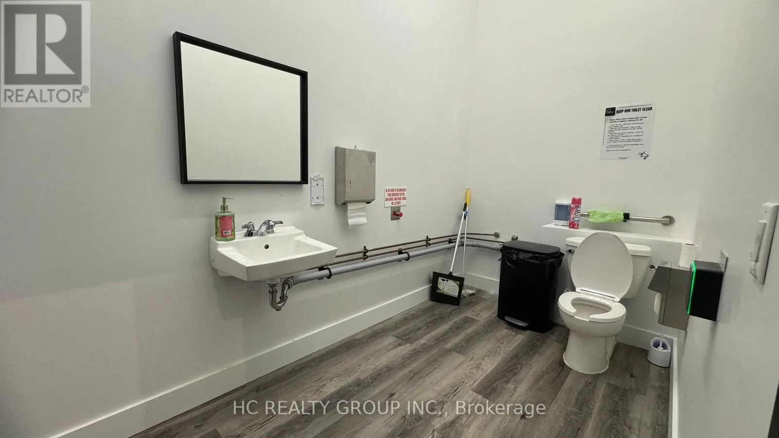 1 - 370 ONTARIO ST. STREET