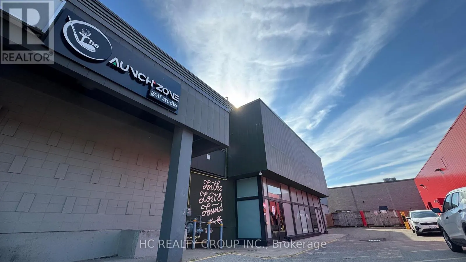 1 - 370 ONTARIO ST. STREET