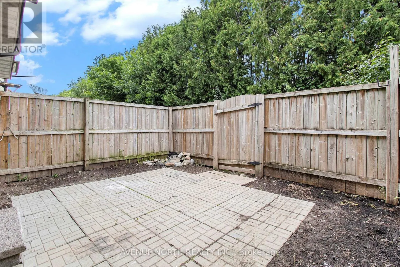 18 - 1444 FOXWELL STREET