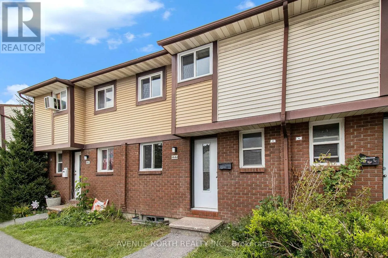 18 - 1444 FOXWELL STREET