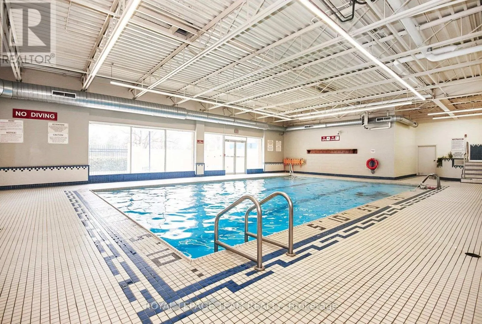 811 - 2000 JASMINE CRESCENT