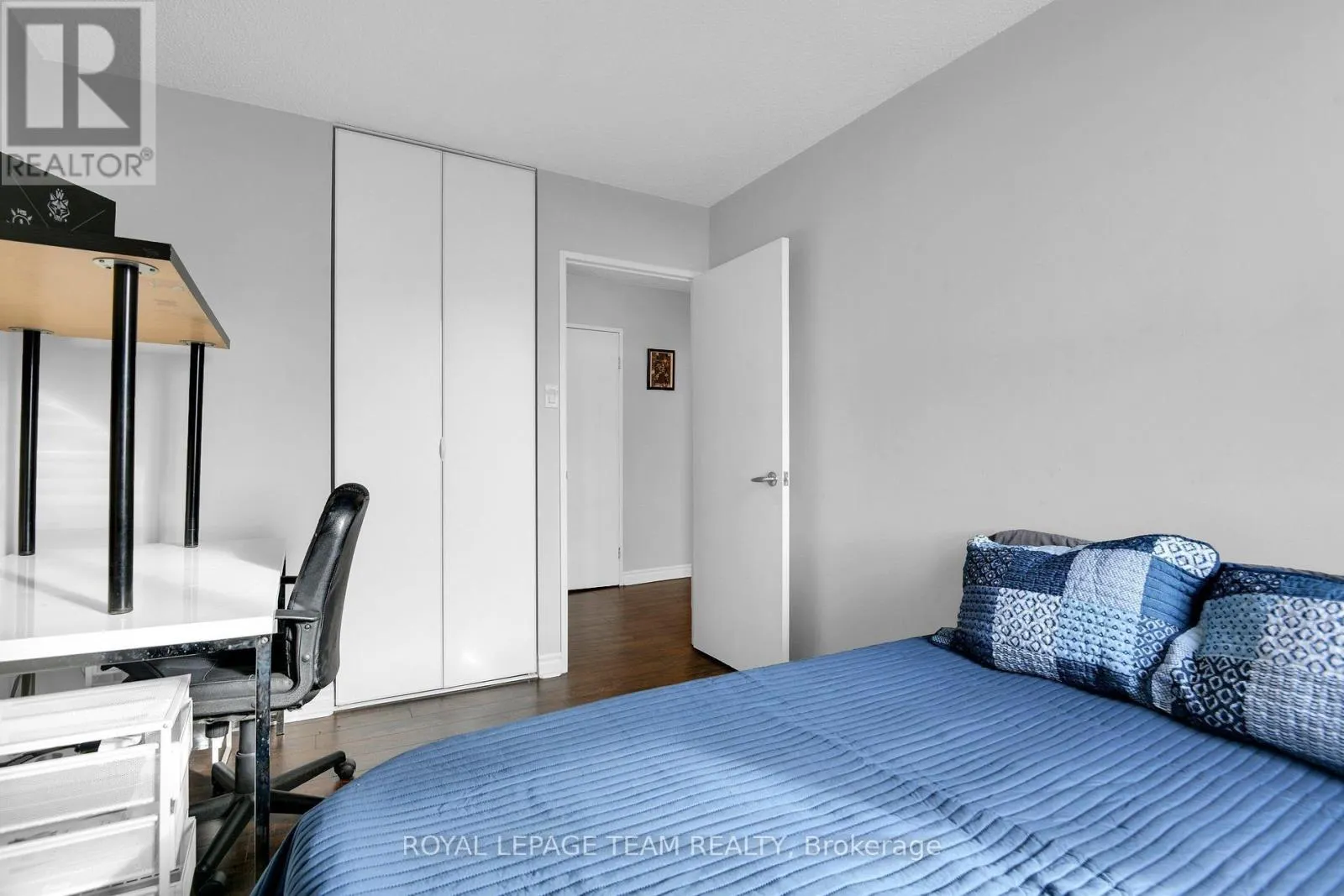 811 - 2000 JASMINE CRESCENT