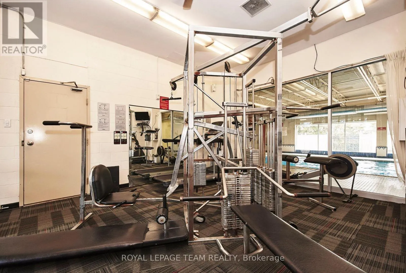 811 - 2000 JASMINE CRESCENT