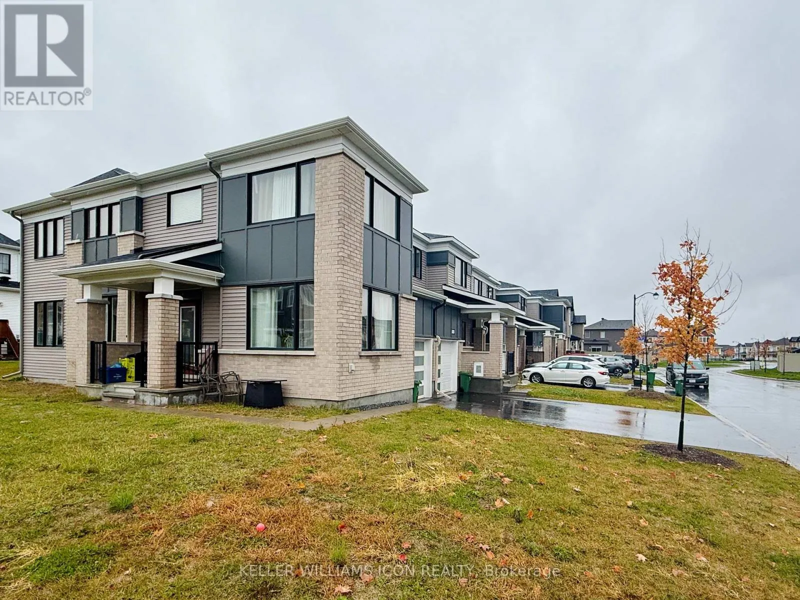 990 FAMEFLOWER STREET