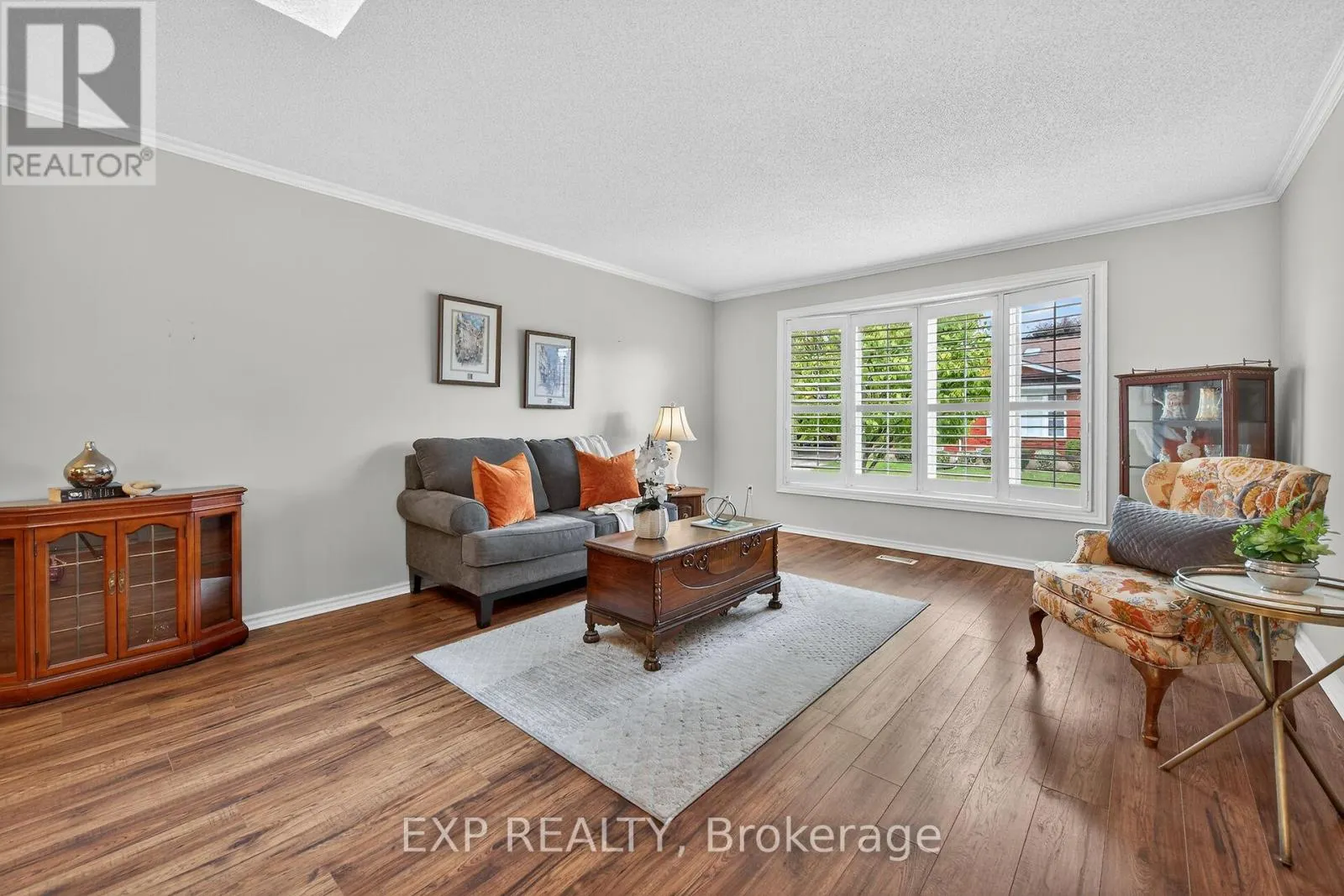 2 - 20 COURTLAND DRIVE