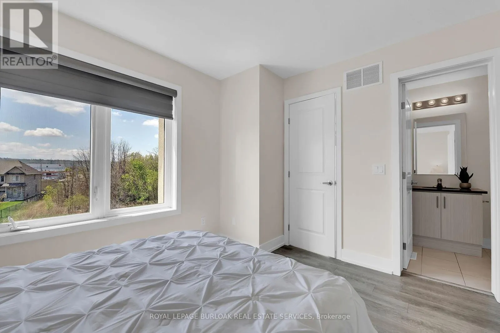 9 - 115 SHOREVIEW PLACE