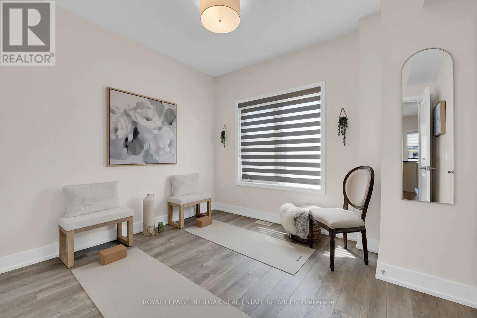 9 - 115 SHOREVIEW PLACE