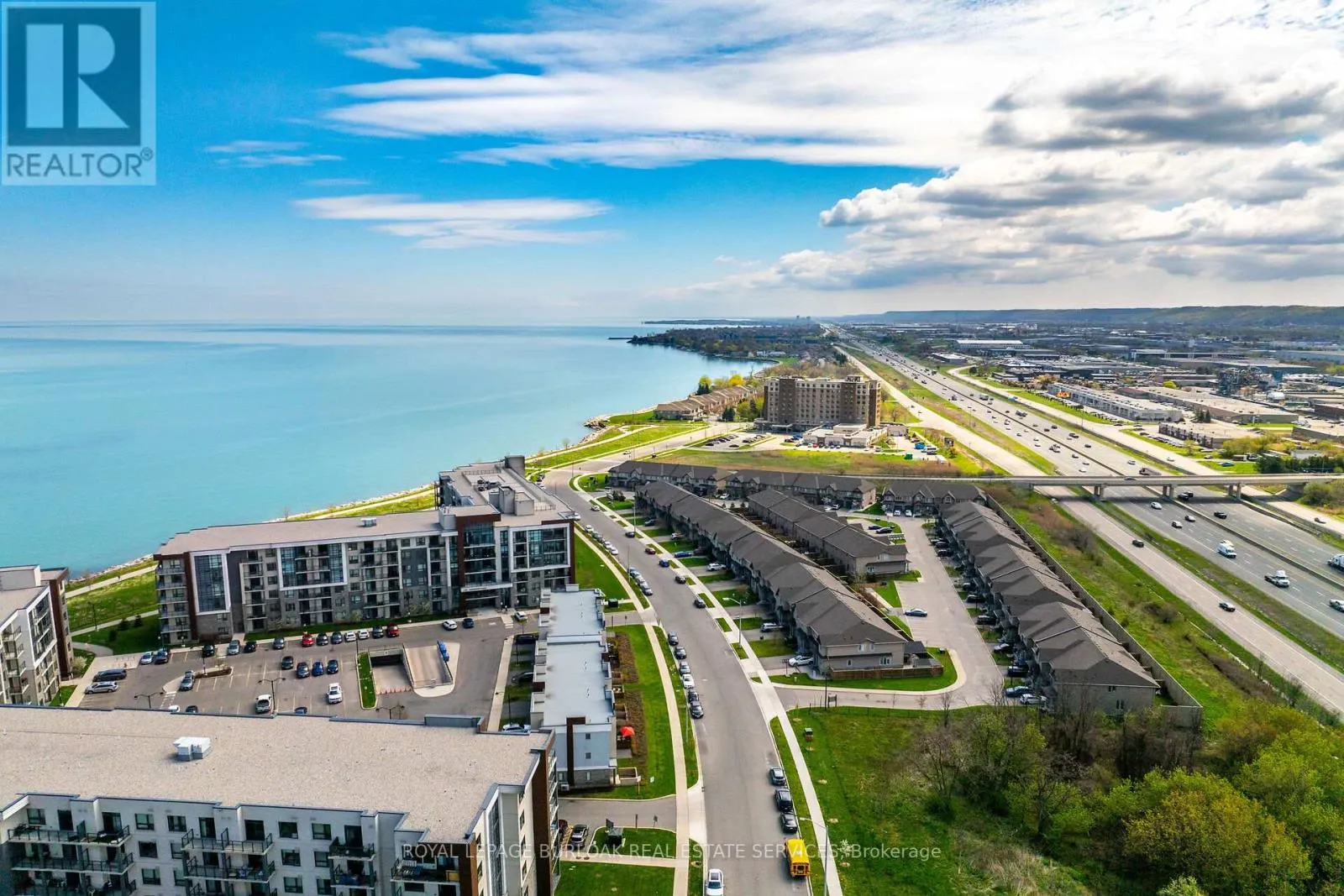 9 - 115 SHOREVIEW PLACE