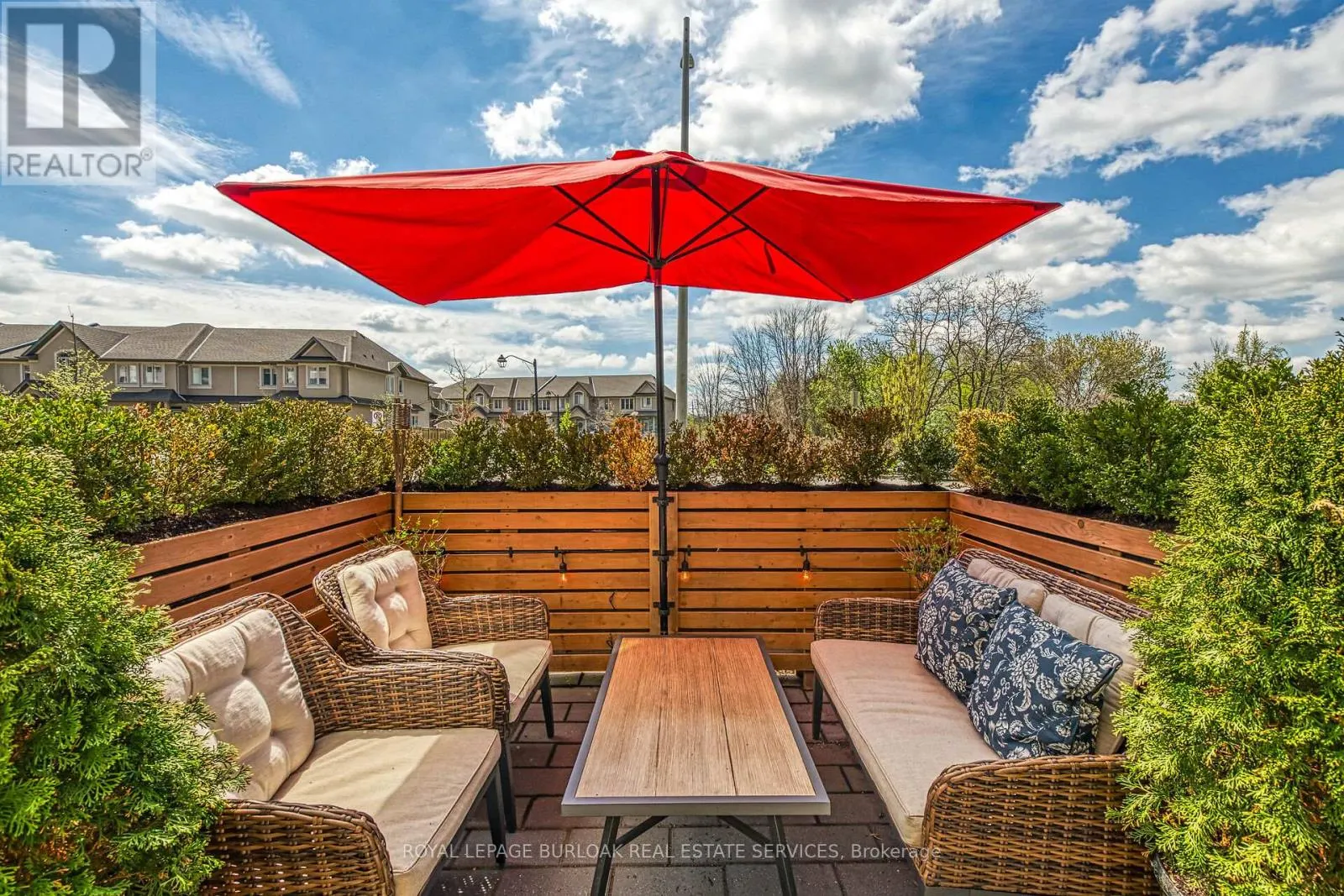 9 - 115 SHOREVIEW PLACE