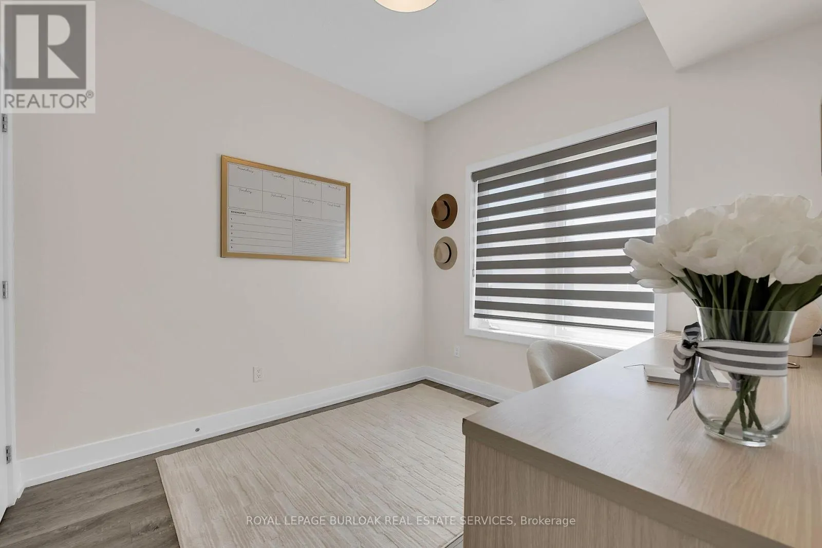 9 - 115 SHOREVIEW PLACE