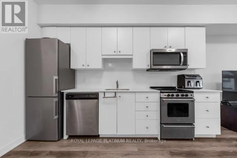 201 - 110 FERGUS AVENUE