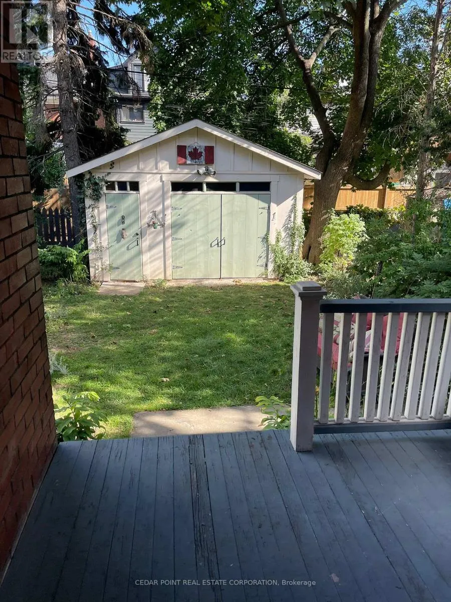 2 - 109 CARRICK AVENUE