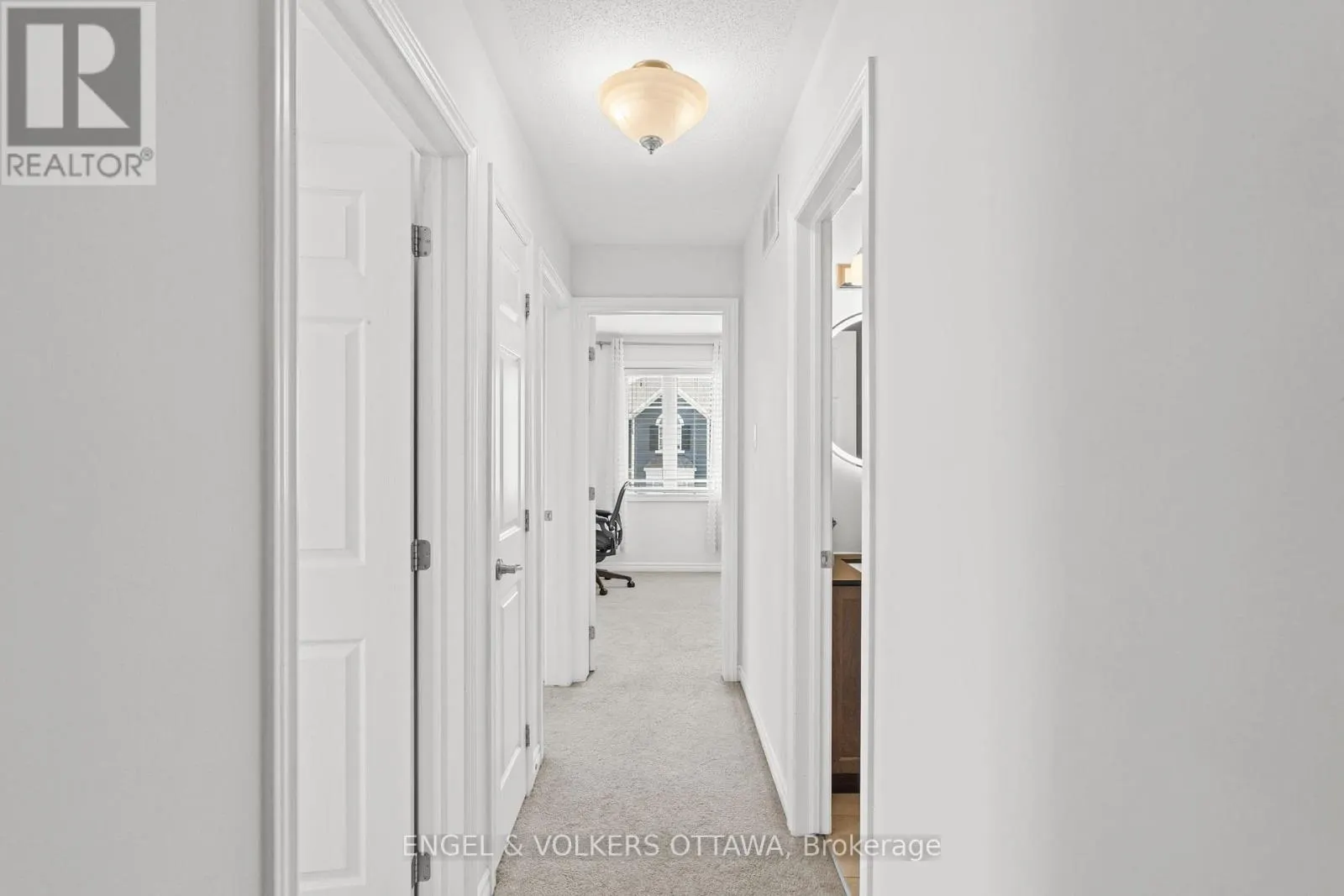 349 PUMPKINSEED CRESCENT