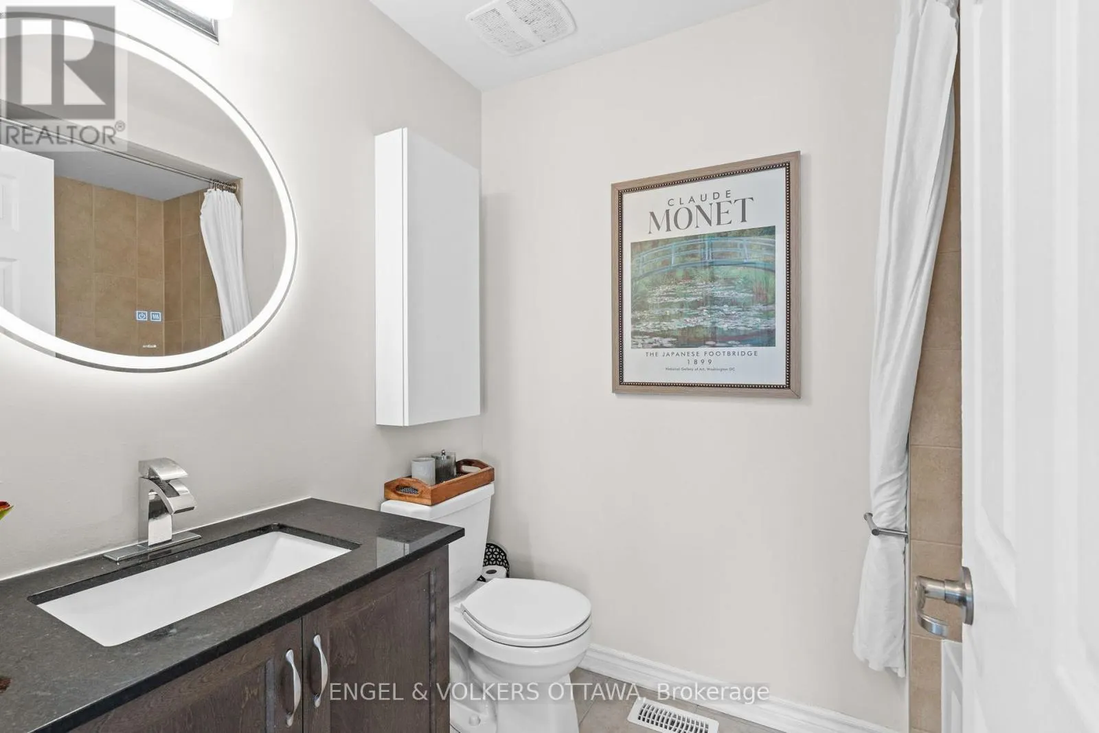 349 PUMPKINSEED CRESCENT