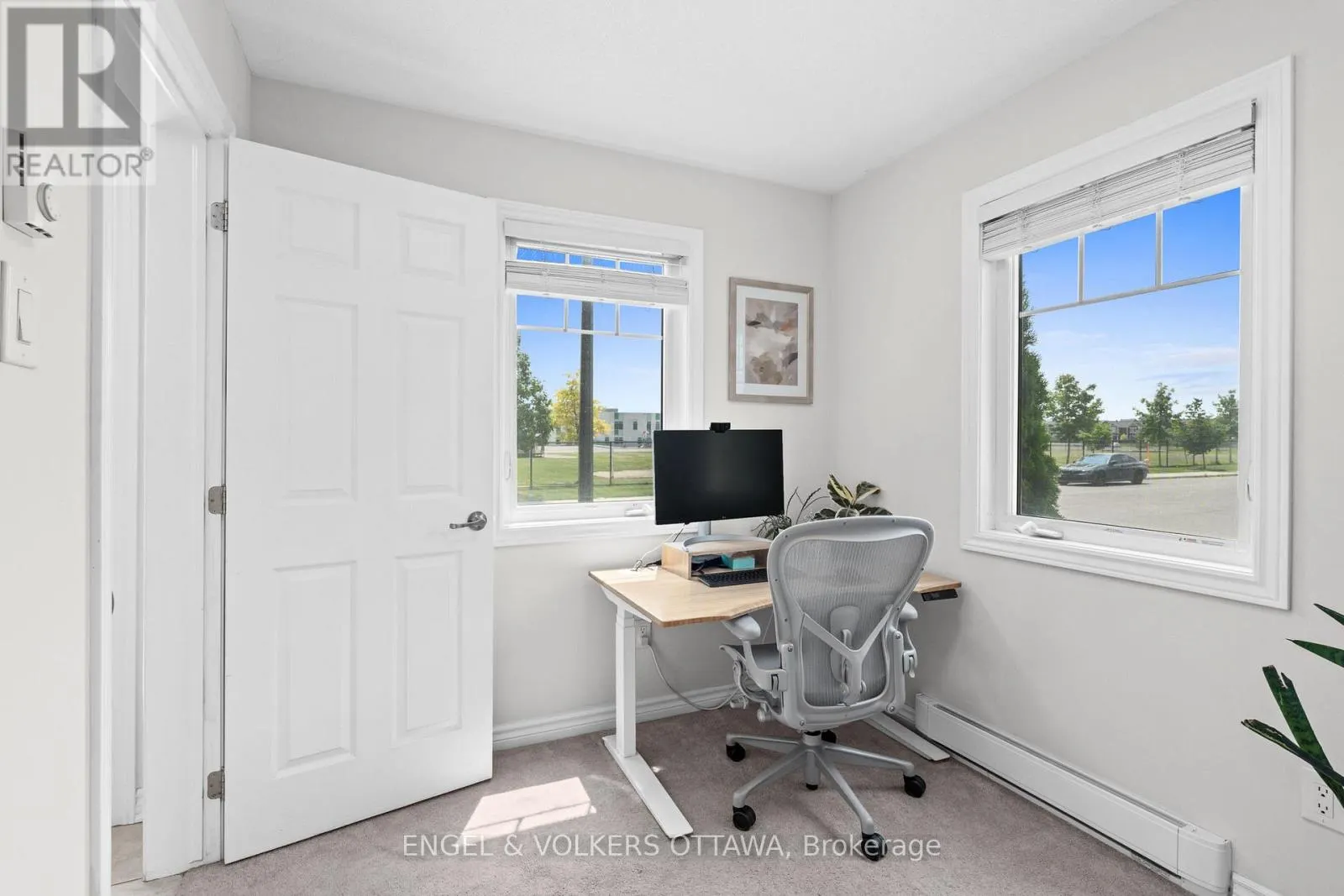 349 PUMPKINSEED CRESCENT