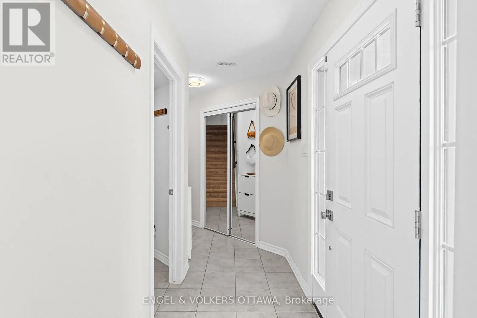 349 PUMPKINSEED CRESCENT