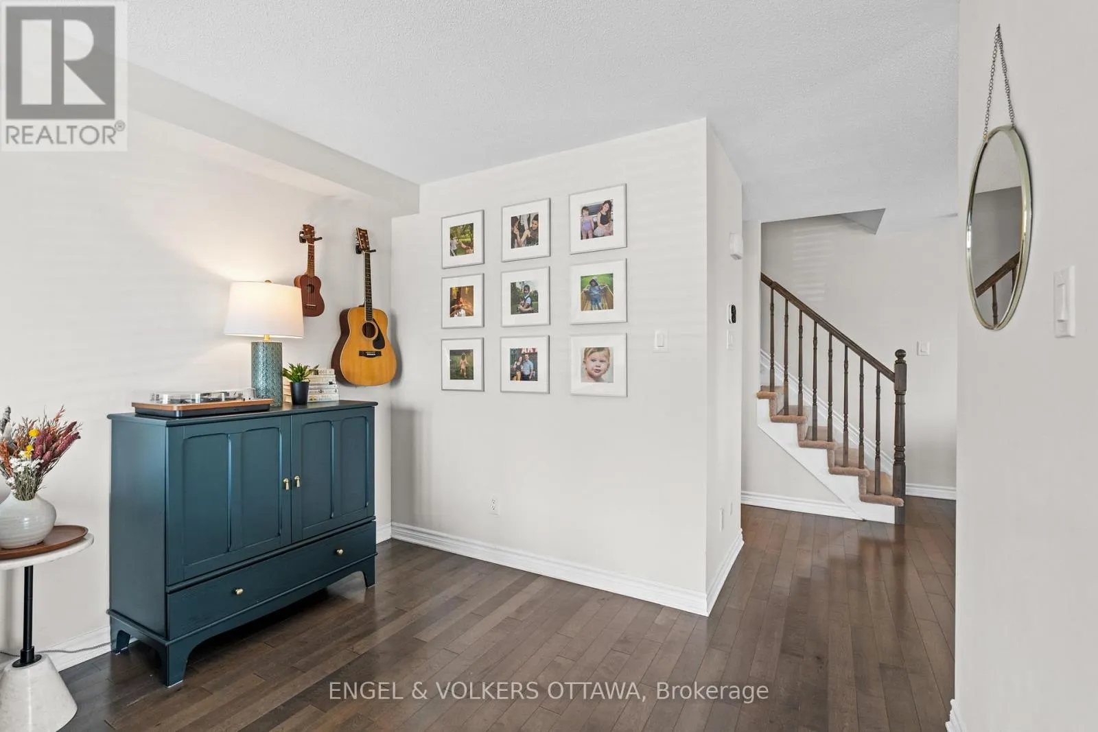 349 PUMPKINSEED CRESCENT