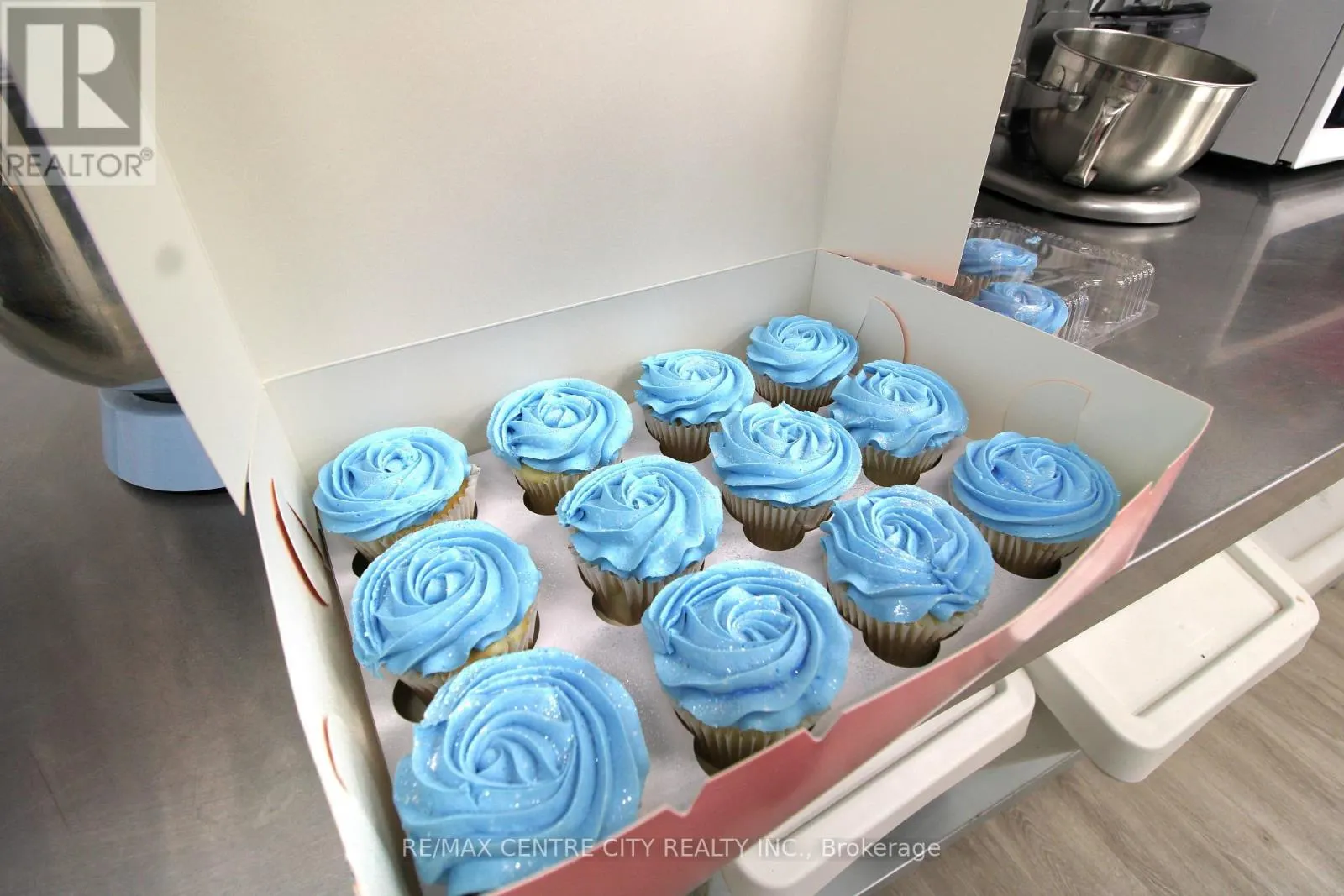 6 - 954 LEATHORNE STREET, #6