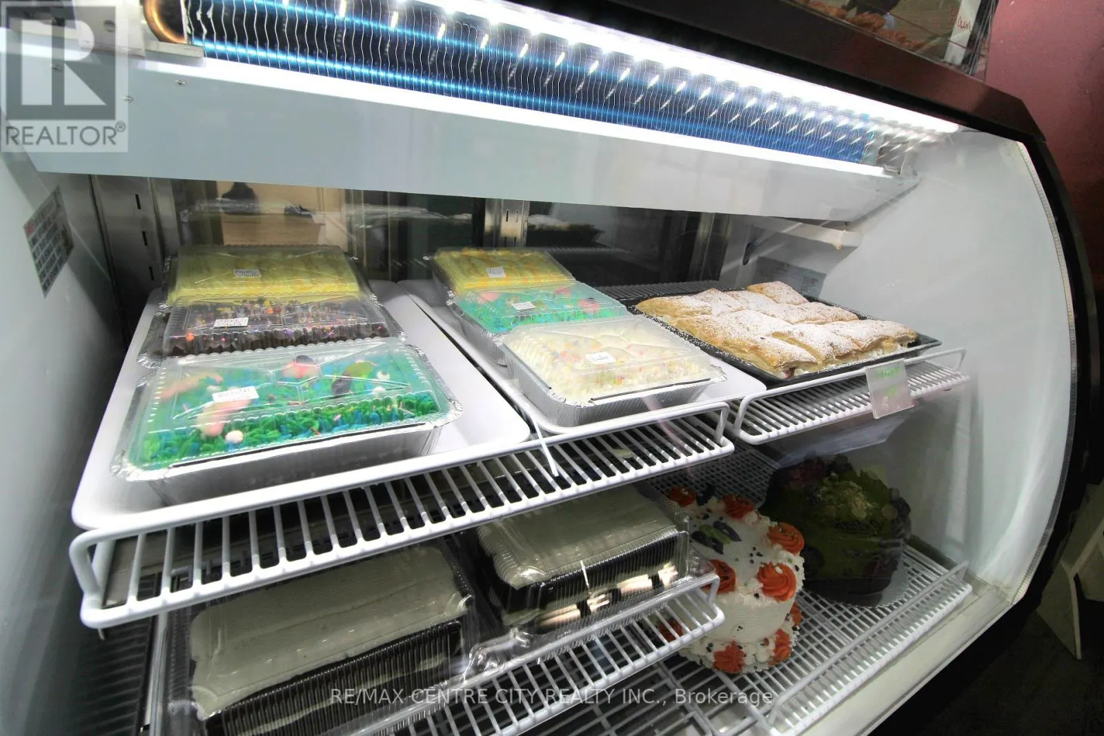 6 - 954 LEATHORNE STREET, #6