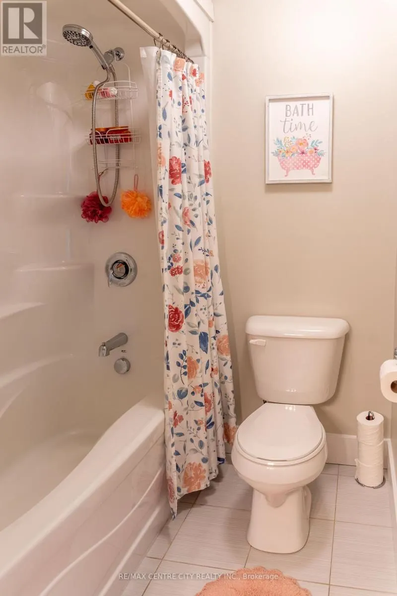 56 CAVERHILL CRESCENT