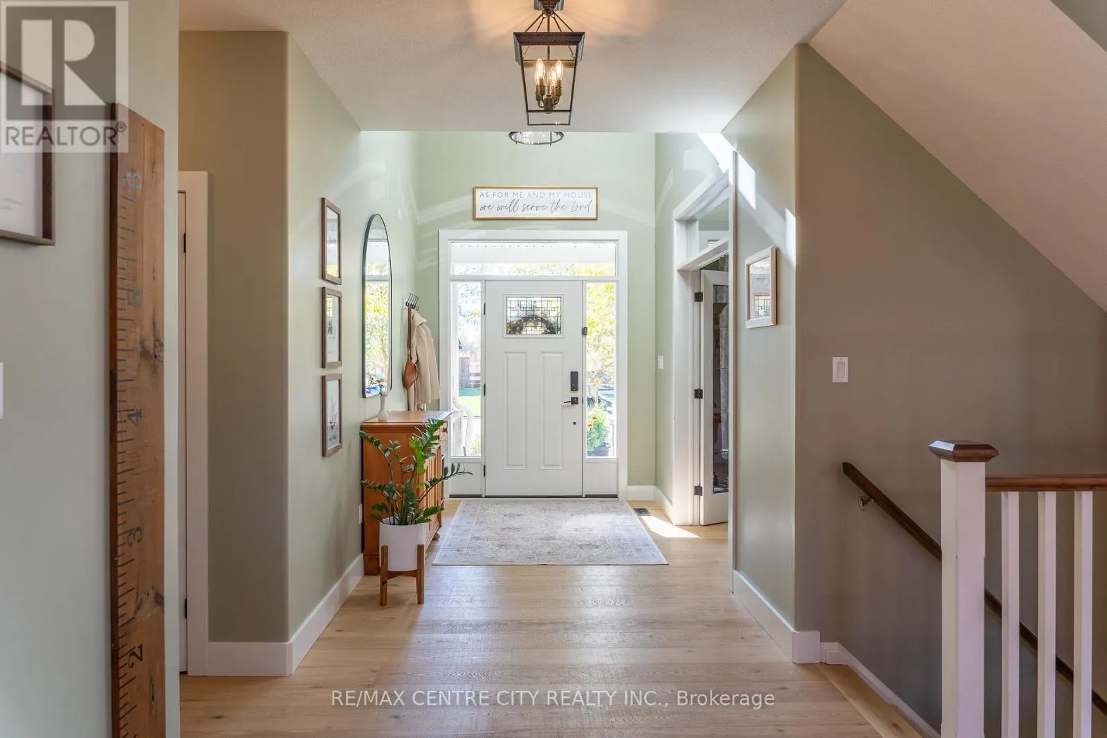 56 CAVERHILL CRESCENT