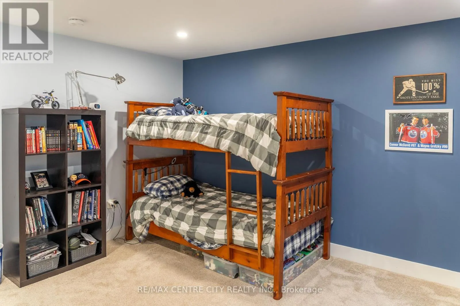 56 CAVERHILL CRESCENT