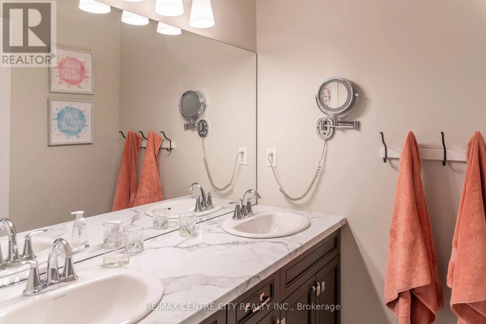 56 CAVERHILL CRESCENT