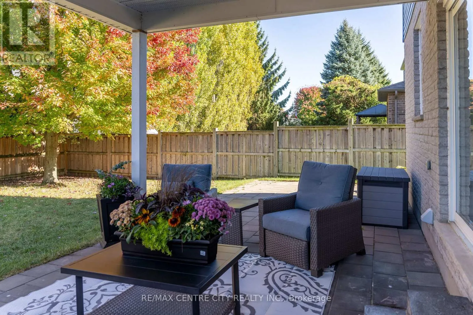 56 CAVERHILL CRESCENT