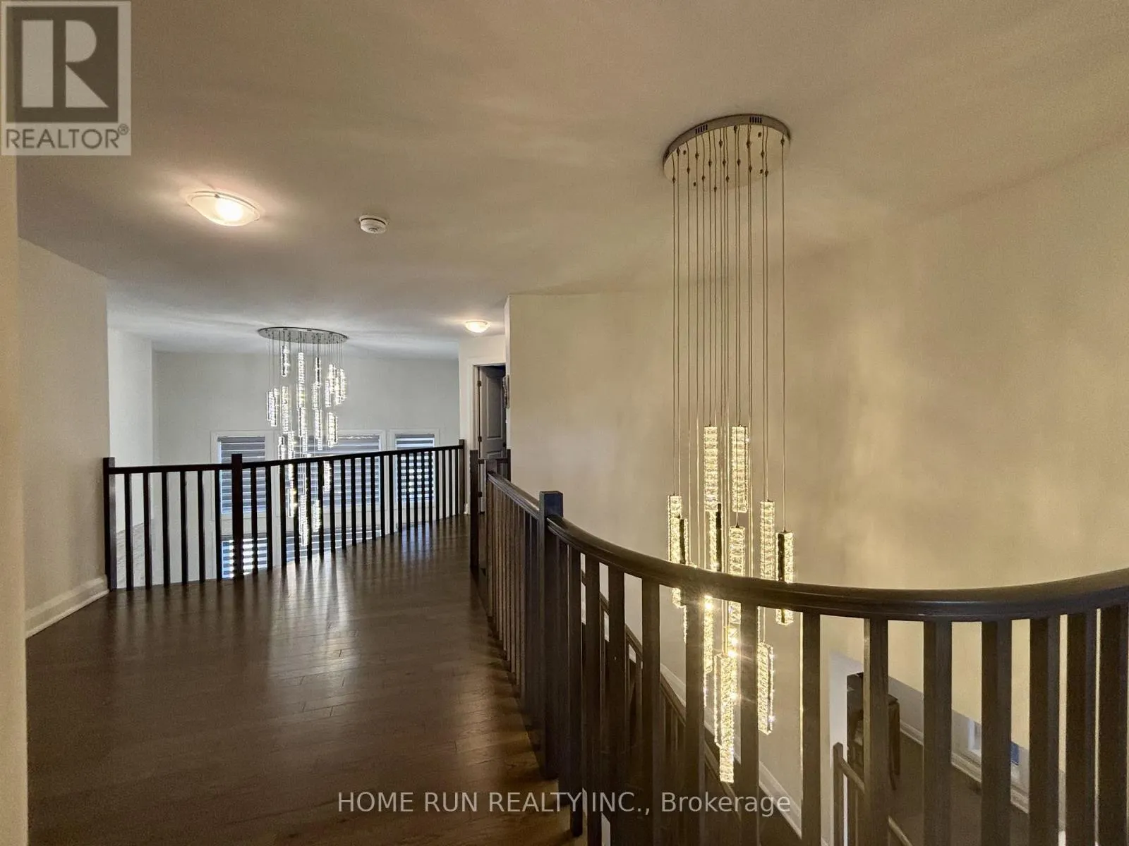 561 HONEYLOCUST AVENUE