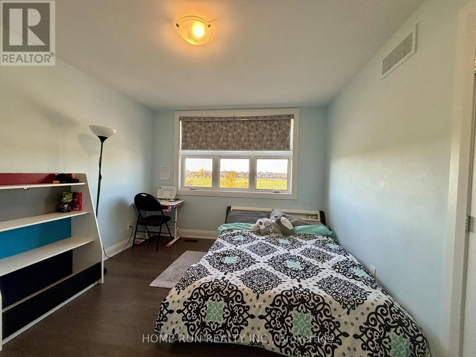 561 HONEYLOCUST AVENUE