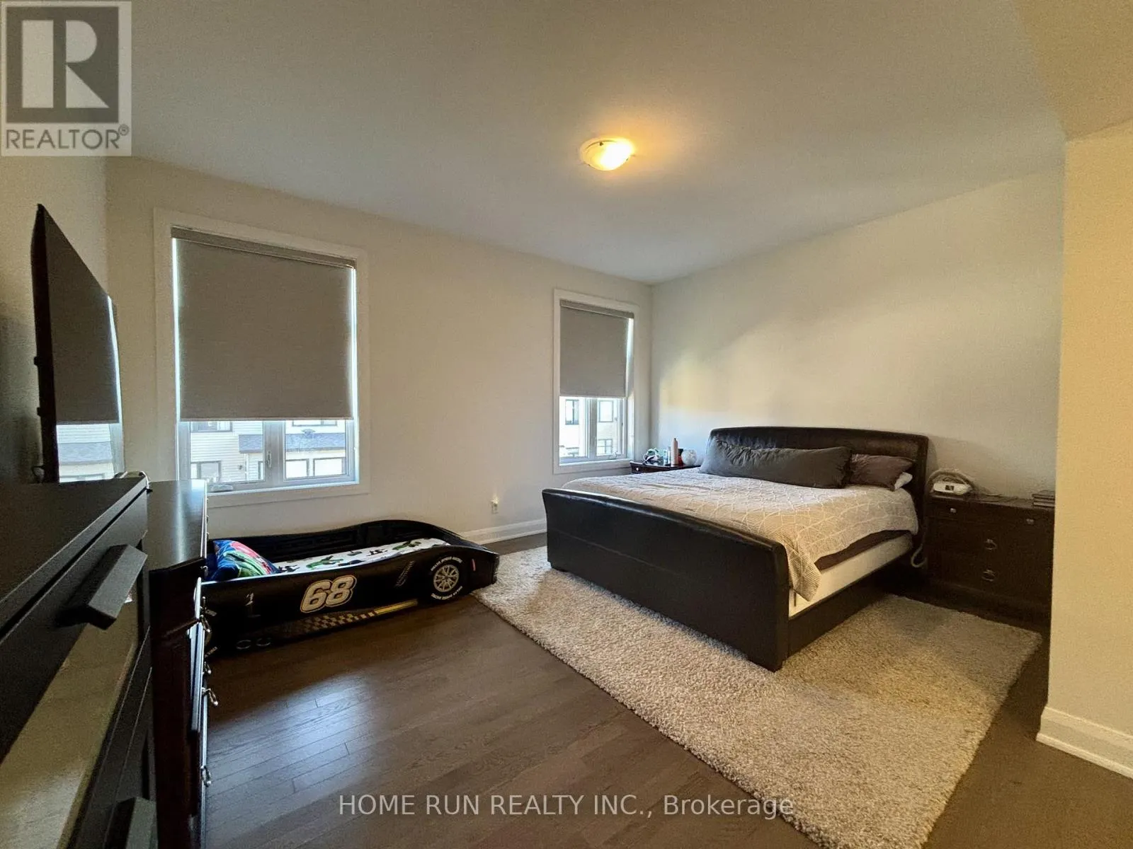 561 HONEYLOCUST AVENUE