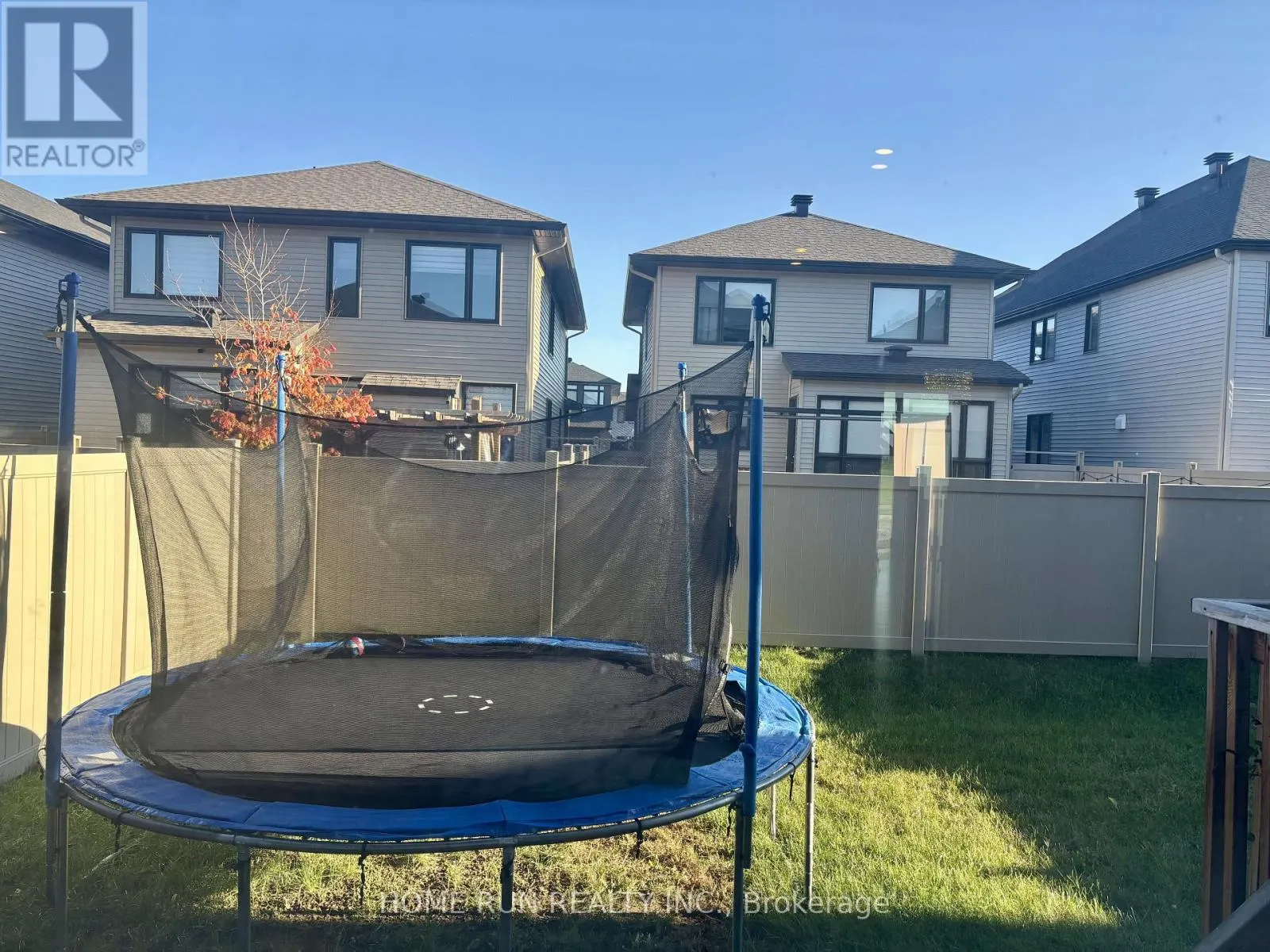 561 HONEYLOCUST AVENUE